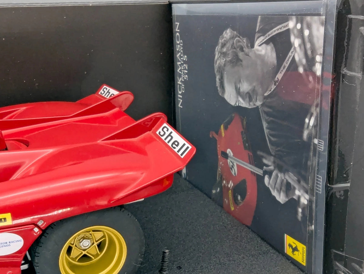 Modellautos 1:18 Hot Wheels Elite Ferrari 512 S Owner Nick Mason Pink Floyd OVP