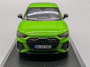 Modellautos 1:43 Minichamps Audi RS Q3 Sportback Kyalami-Grün mit Dealer OVP