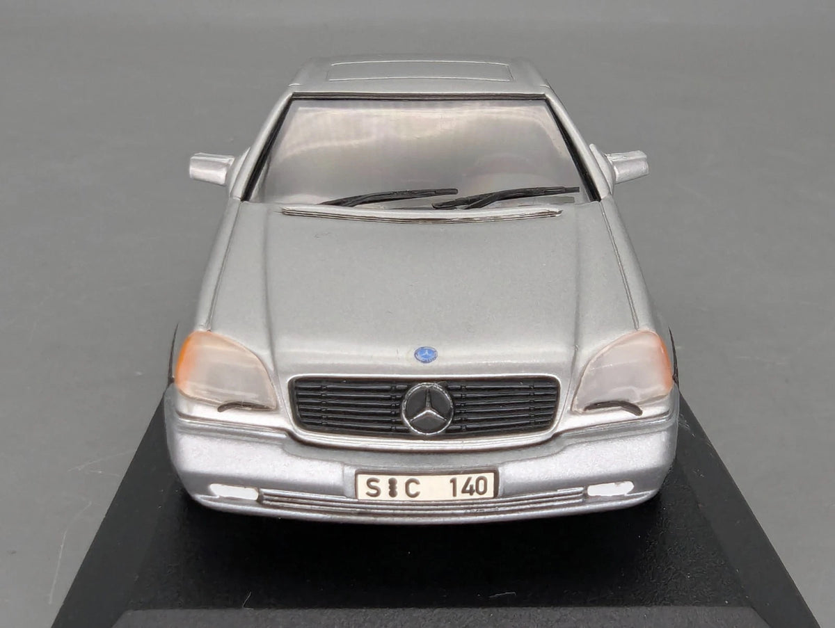 Modellautos 1:43 Minichamps Mercedes Benz 600 SEC mit  Dealer OVP