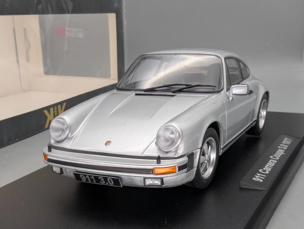 Modellautos 1:18 KK-Scale Porsche 911 Carrera Coupe 3.0 1977 Silber mit OVP