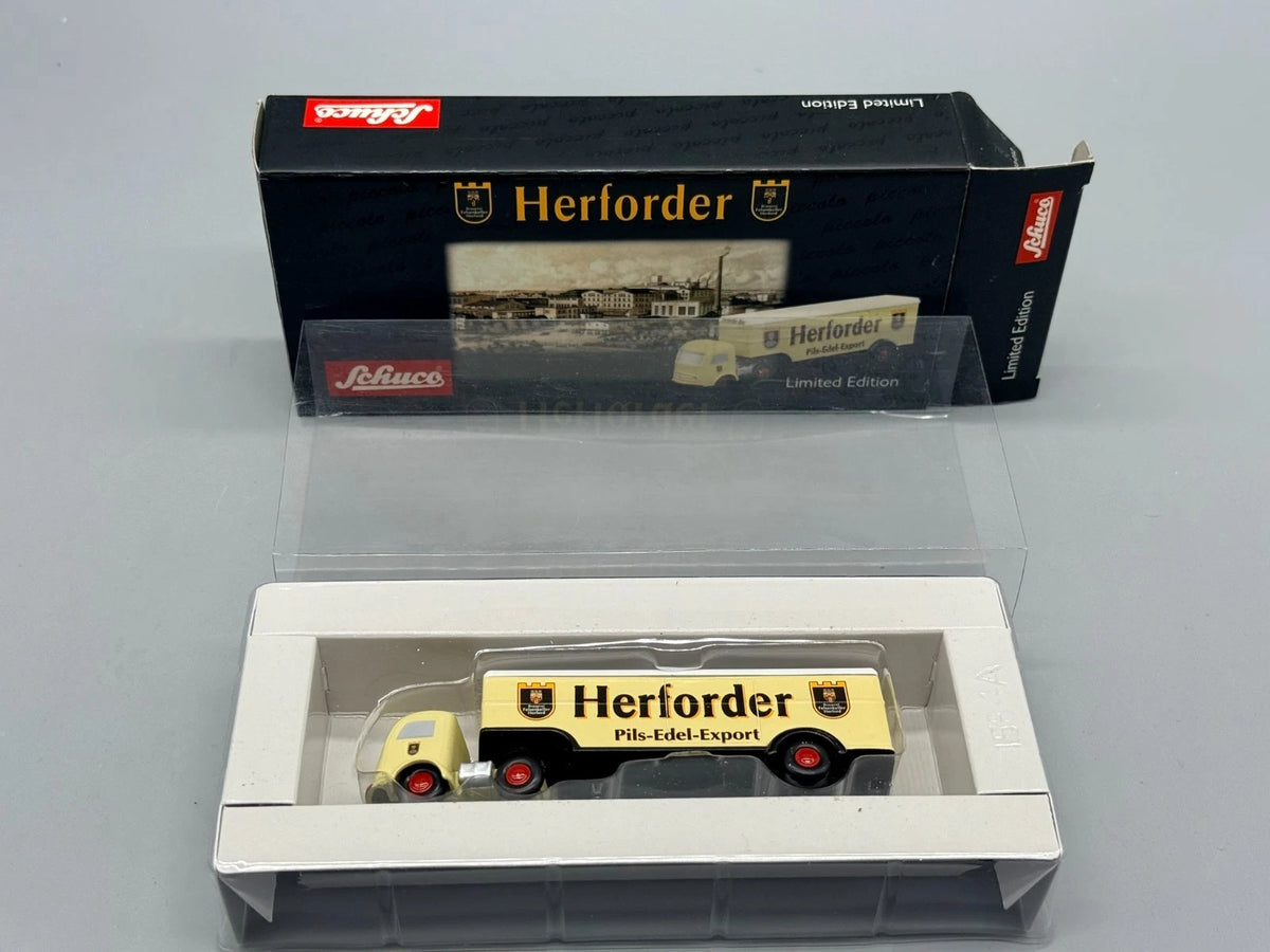 Modellautos 1:90 Schuco Piccolo 2er-Set LKW mit Anhänger Herforder in OVP