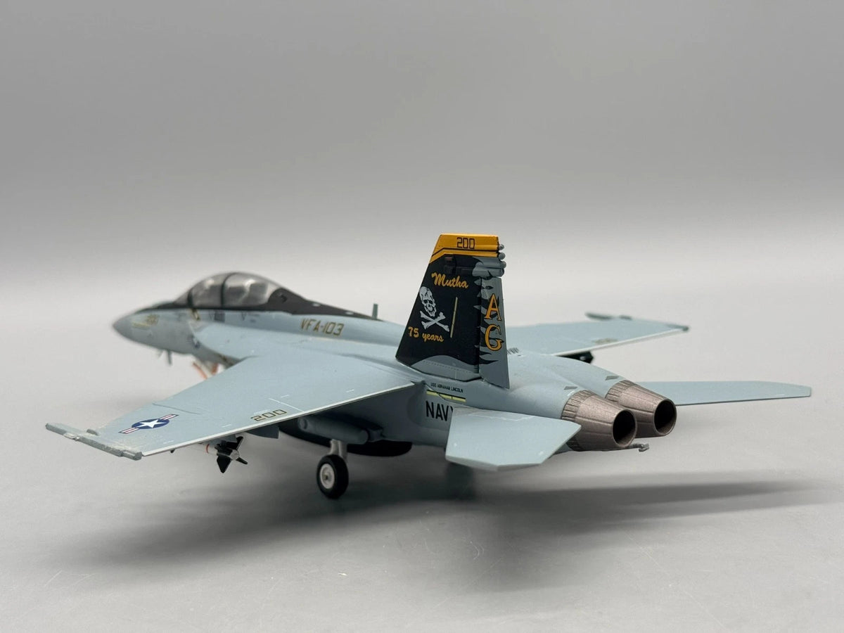 Flugzeug Modell 1:72 JC Wings F/A-18F Super Hornet VFA-103 "Jolly Rogers" + OVP