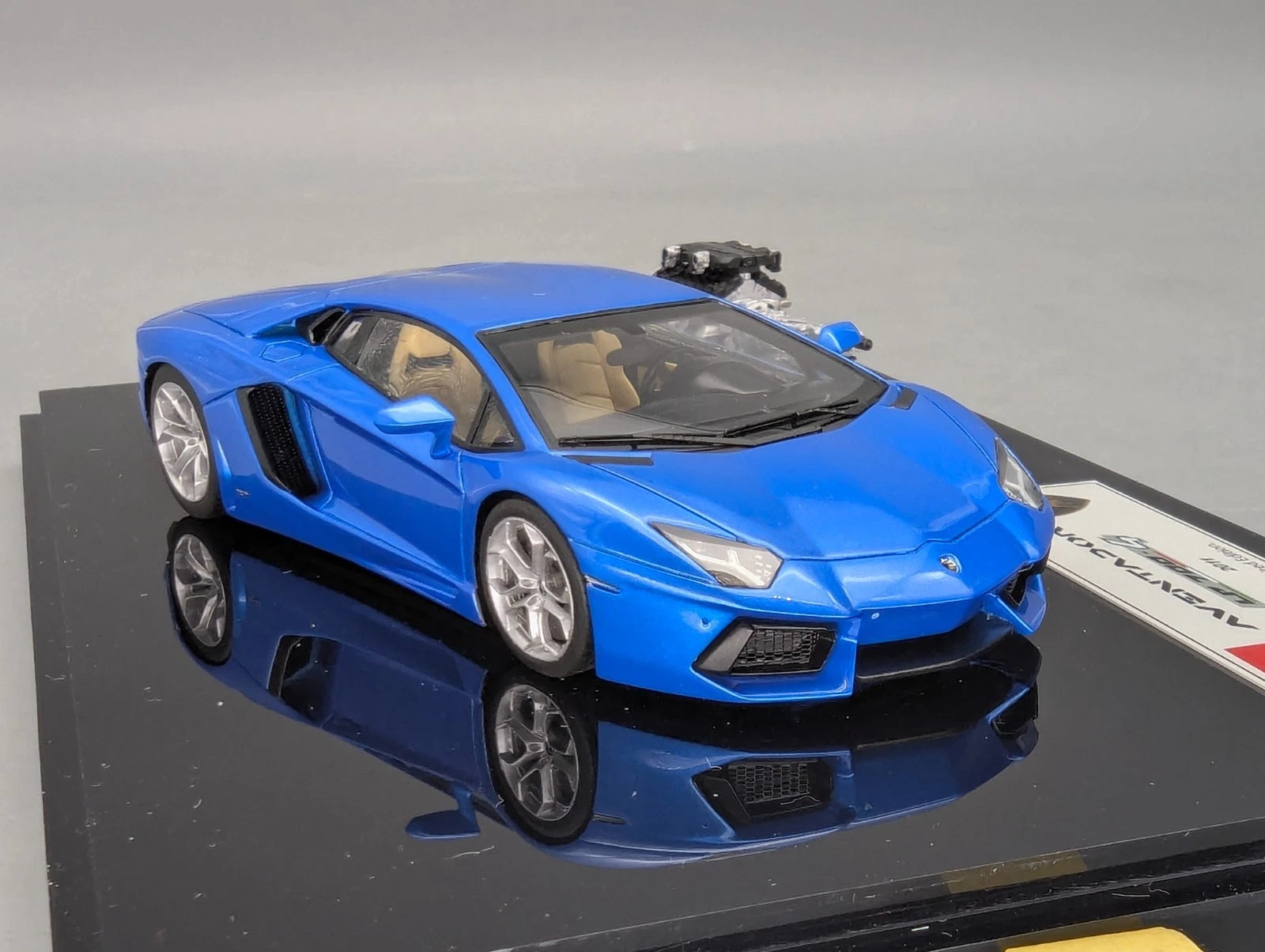 Eidolon Make Up 1:43 Lamborghini Aventador LP700-4 2011 Engine Set Blue Met. OVP