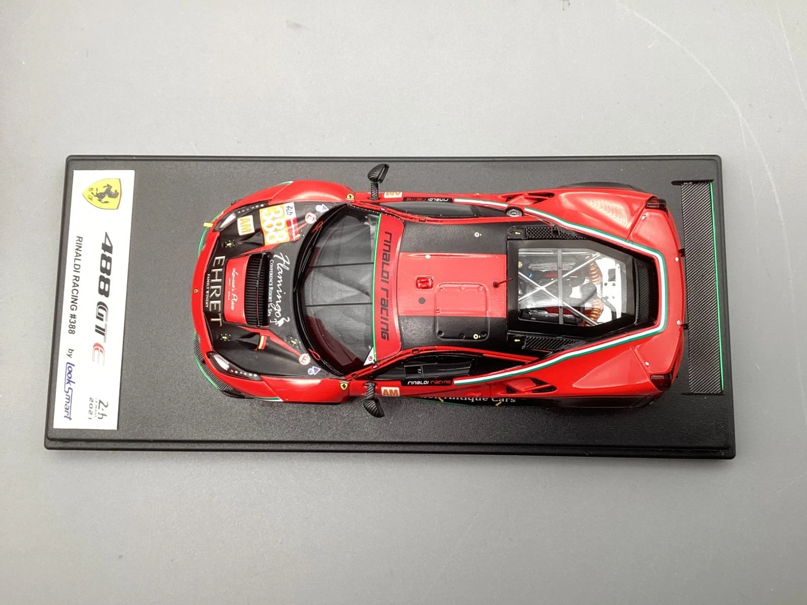 Modellautos 1:43 LookSmart Ferrari 488 GTE Rinaldi Racing #388 mit OVP