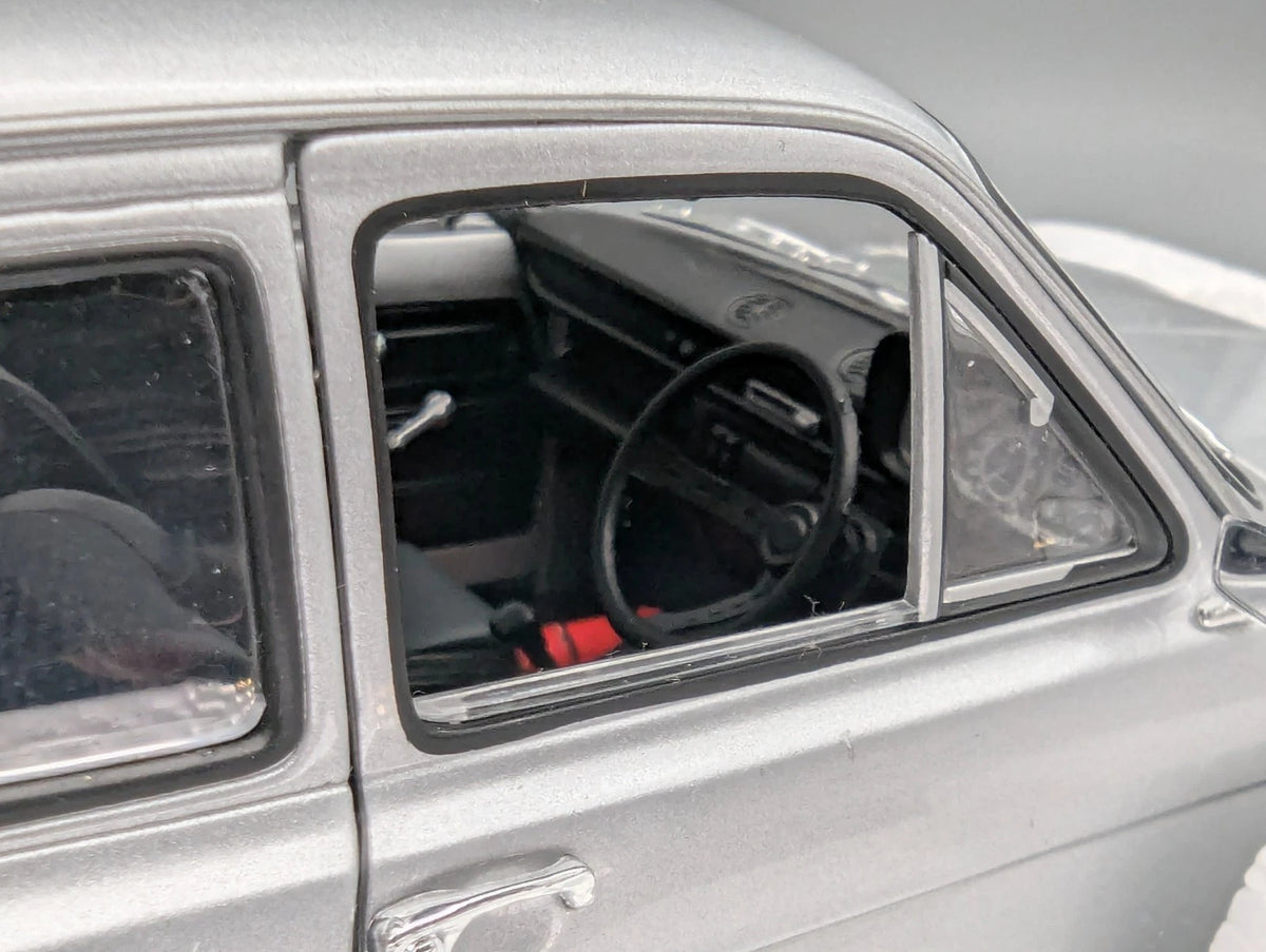 Modellautos 1:18 Minichamps Ford Escort I RS 1600 AVO 1970 Rechtslenker mit OVP