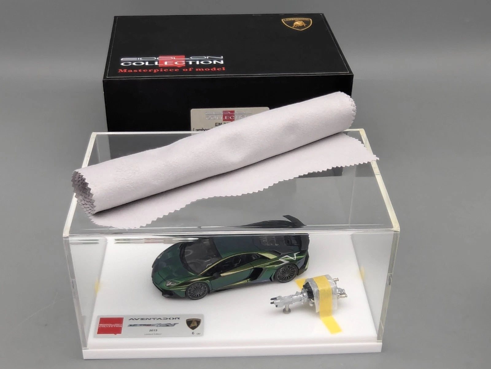 Eidolon Make Up 1:43 Lamborghini Aventador LP750-4 SV 2015 Engine Set 06/30 OVP