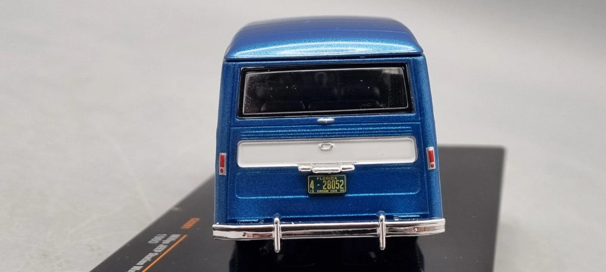 Modellautos 1:43 IXO CLC261 Willys Jeep Station Wagon 1960 OVP