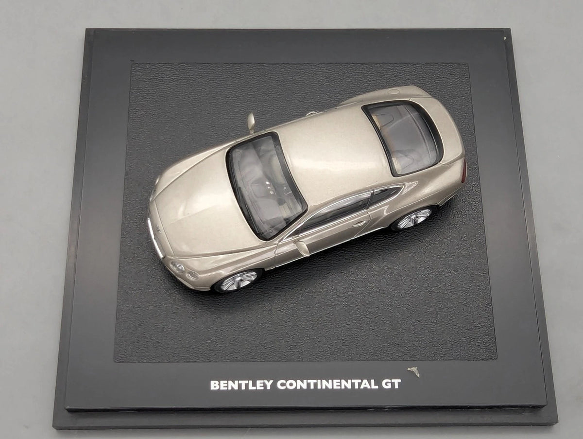 Modellautos 1:43 Minichamps Bentley Continental GT Liquid Mercury mit OVP