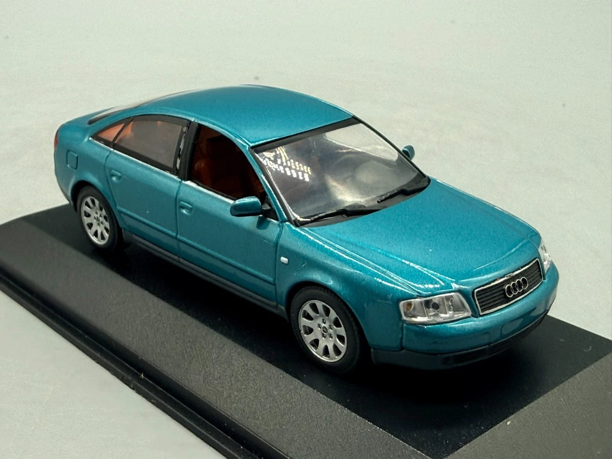 Modellautos 1:43 Minichamps Audi A6 mit OVP