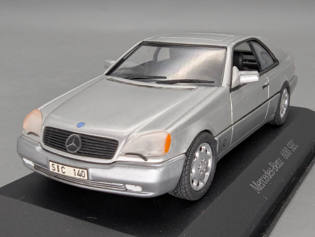 Modellautos 1:43 Minichamps Mercedes Benz 600 SEC mit  Dealer OVP