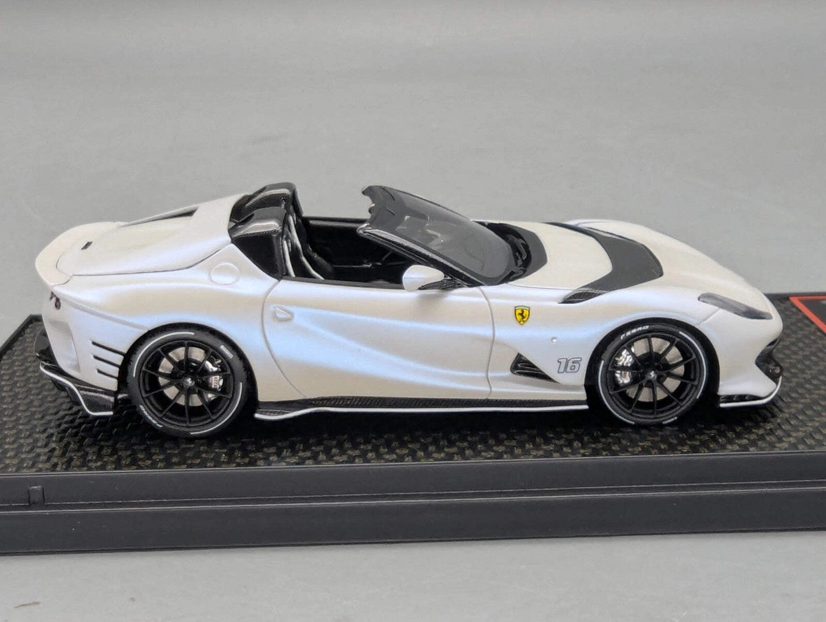 Modellautos 1:43 BBR Concept43 Ferrari 812 Competizione Aperta Weiß 091/156 OVP