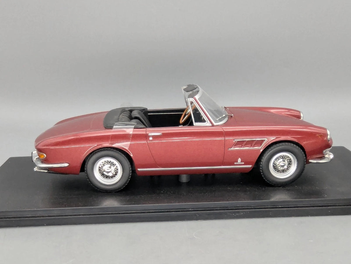 Modellautos 1:18 KK-Scale Ferrari 275 GTS Spyder 1064 Rot mit OVP