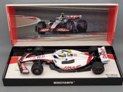 Modellautos 1:18 Minichamps Haas F1 Team VF-22 Bahrain 2022 Mick Schumacher OVP