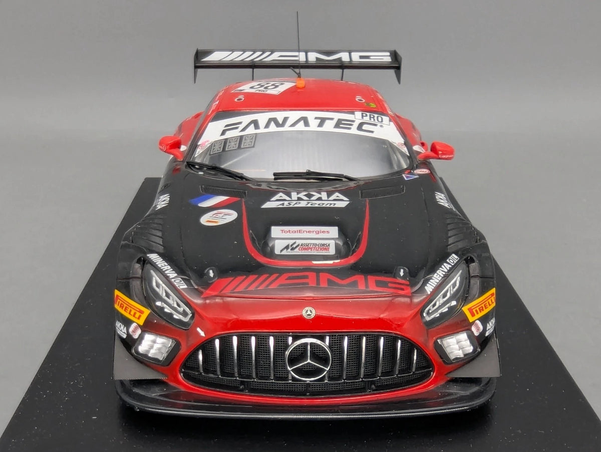 Modellautos 1:18 Spark Mercedes AMG GT3 Pole Position 24h Spa 2021 #88 OVP