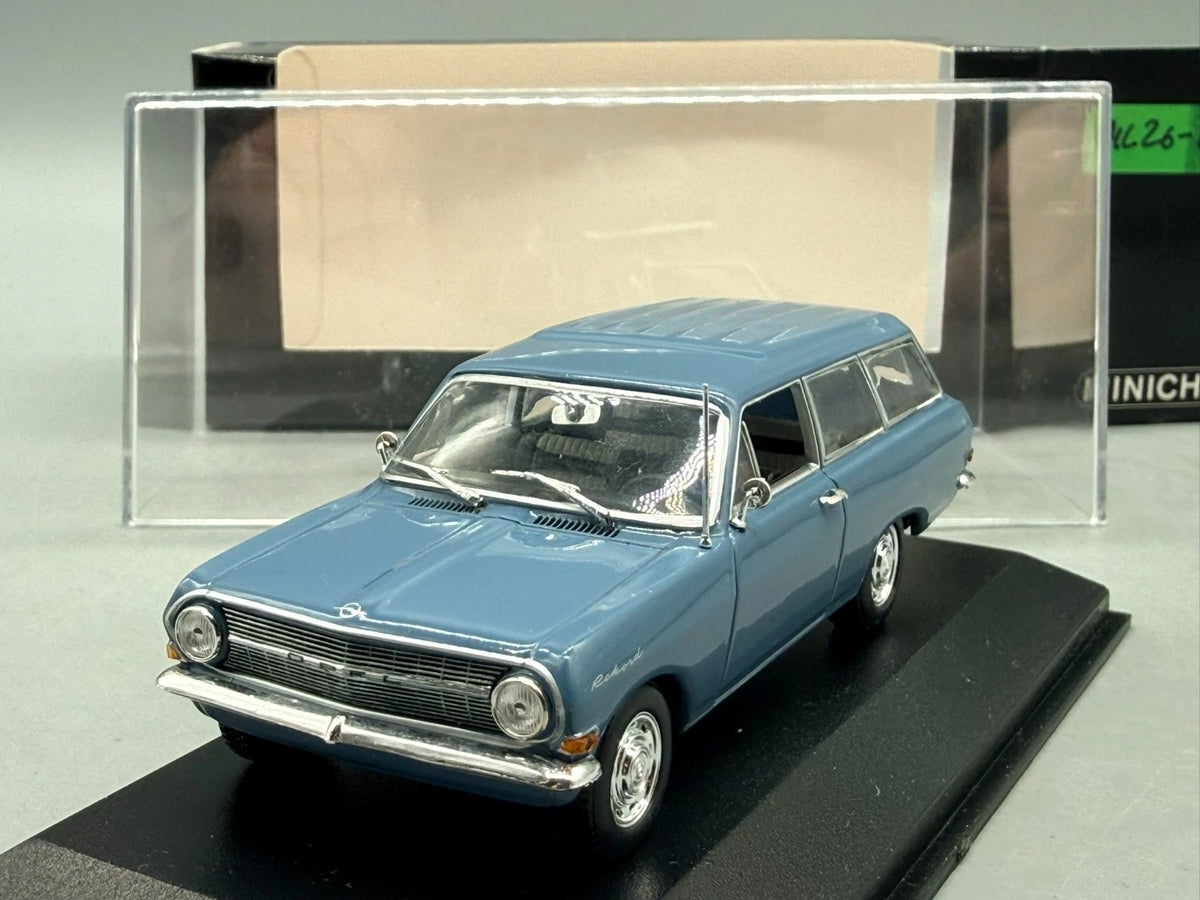 Modellautos 1:43 Minichamps Opel Rekord A Caravan mit OVP