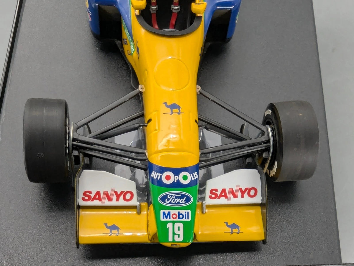 Modellautos 1:18 Minichamps Benetton Ford B191B Early 1992 #19 M. Schumacher OVP