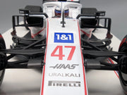 Modellautos 1:18 Minichamps Uralkali Haas VF-21 NL GP 2021 #47 M. Schumacher OVP