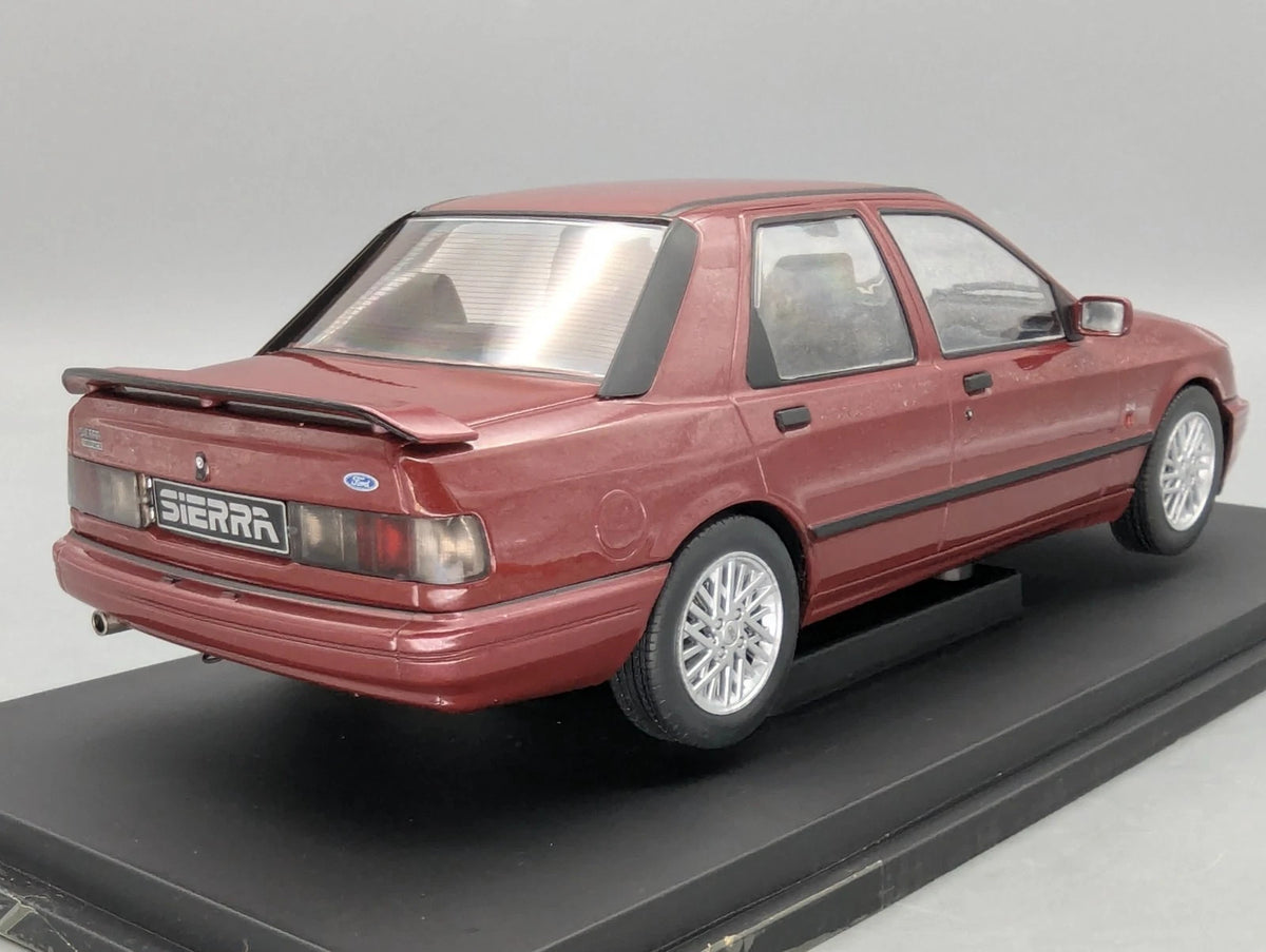 Modellautos 1:18 MCG Modelcar Group 18354 Ford Sierra RS Cosworth 4x4 mit OVP