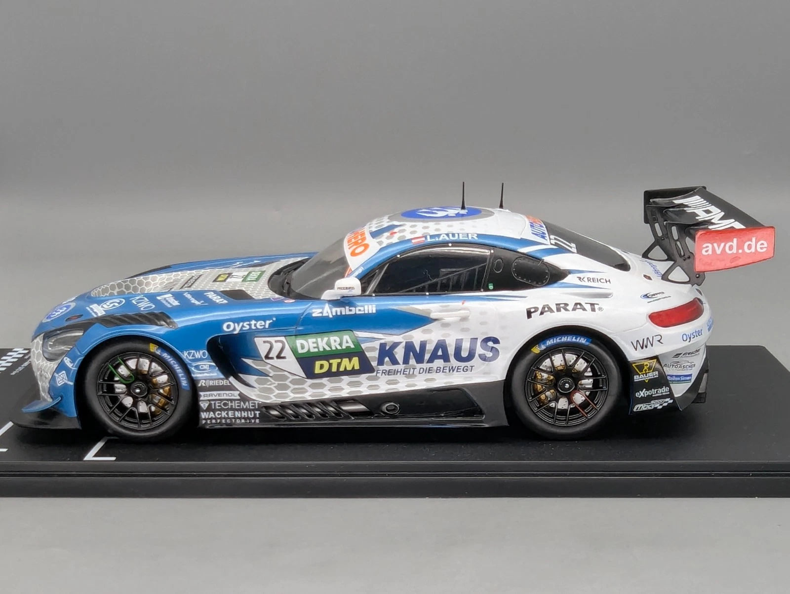 Modellautos 1:18 Ixo Mercedes AMG GT3 Evo WINNER Hockenheim DTM 2022 #22 mit OVP