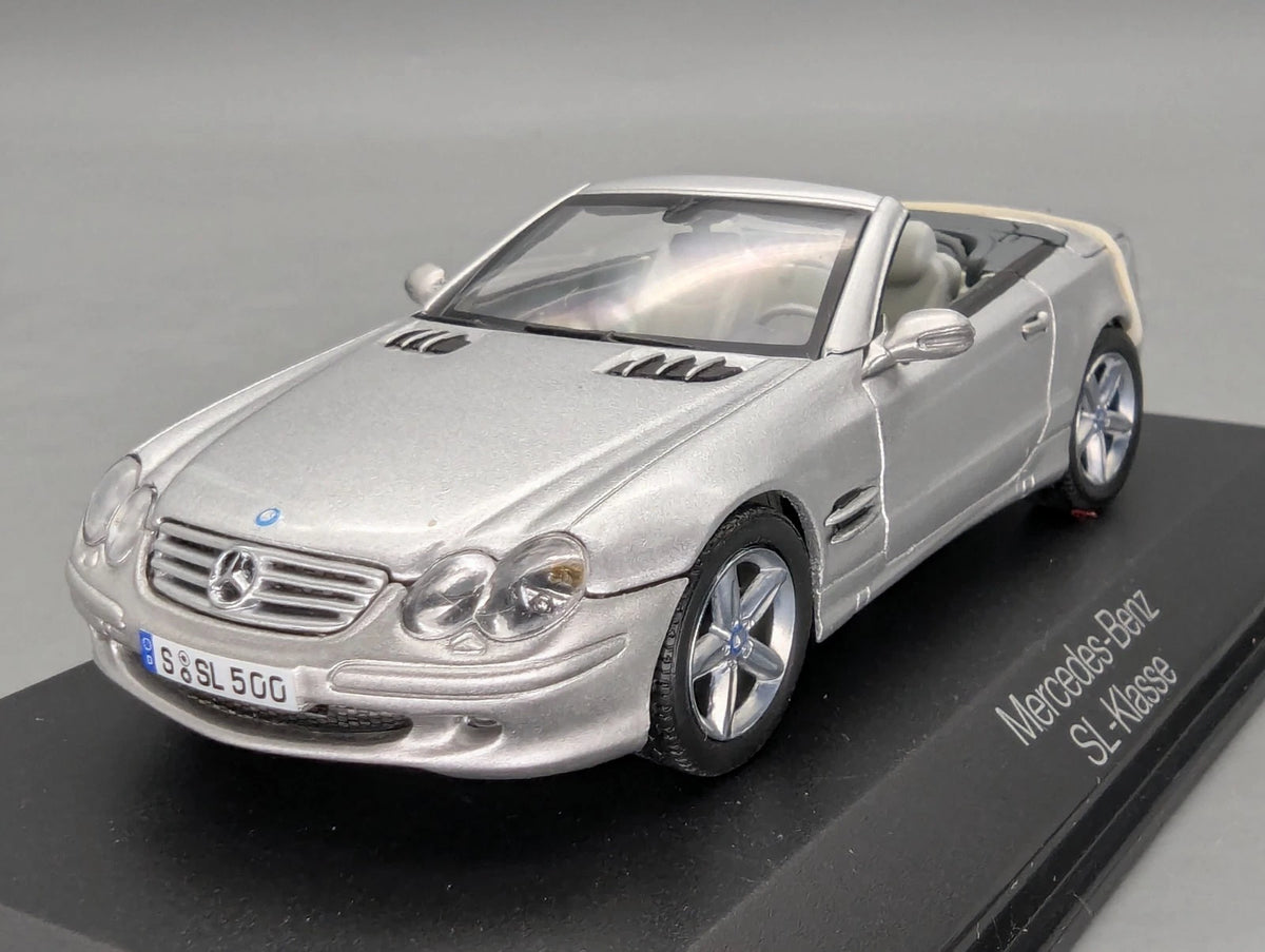 Modellautos 1:43 Norev Mercedes Benz SL Klasse SL 500 Silber mit Dealer OVP