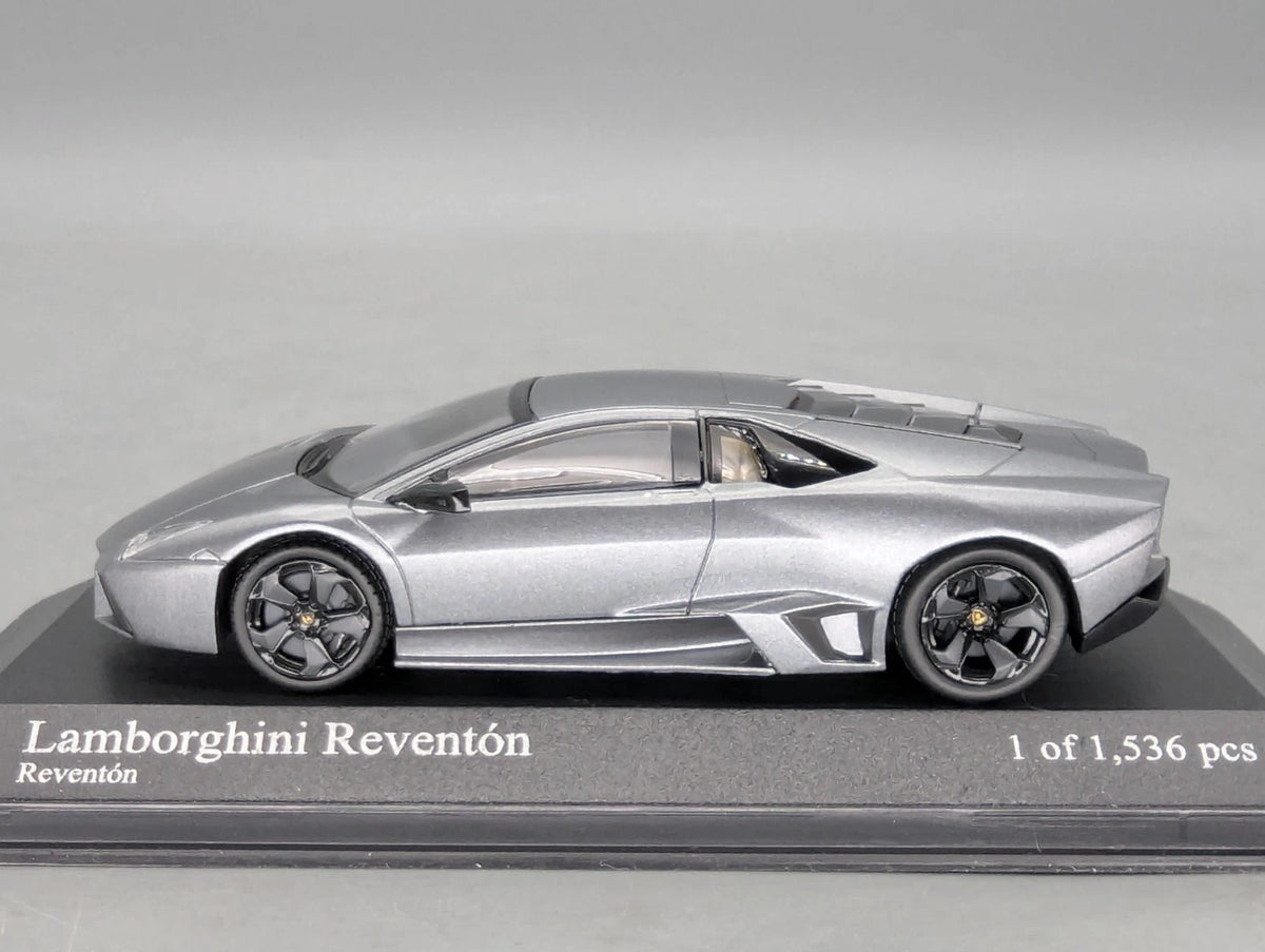 Modellautos 1:43 Minichamps Lamborghini Reventon 2007 Matt Grey Grau mit OVP