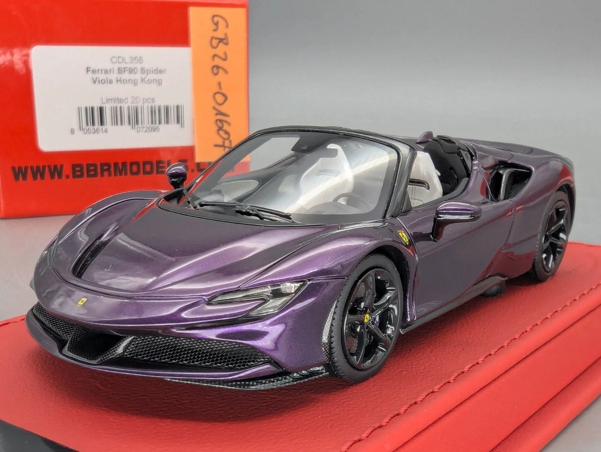 Modellautos 1:43 BBR CALSITO Ferrari SF90 Spider Ltd 12/20 Viola Hong Kong OVP