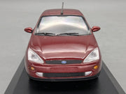Modellautos 1:43 Minichamps Ford Focus Rot Metallic mit Dealer OVP