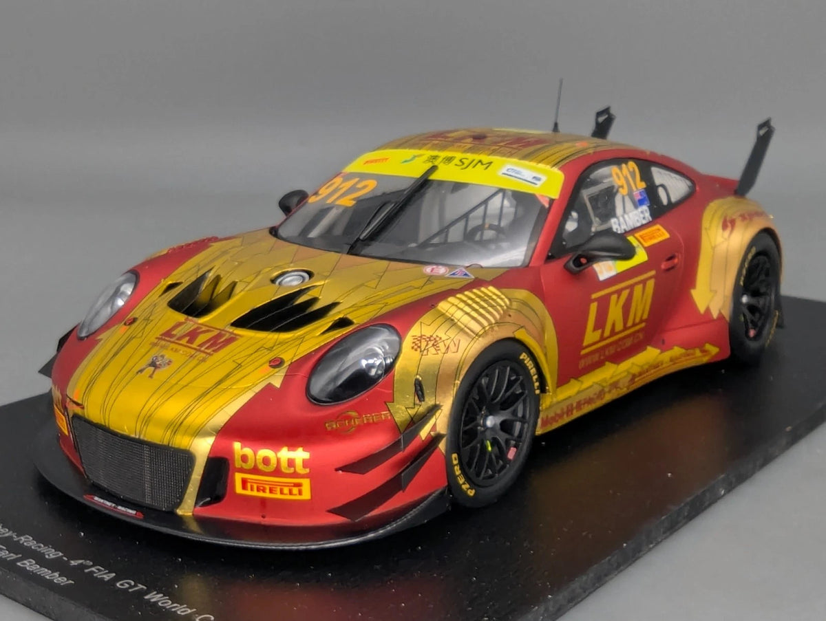 Modellautos 1:18 Spark Porsche 911 GT3 R - FIA GT Macau 2018 #912 Bamber mit OVP