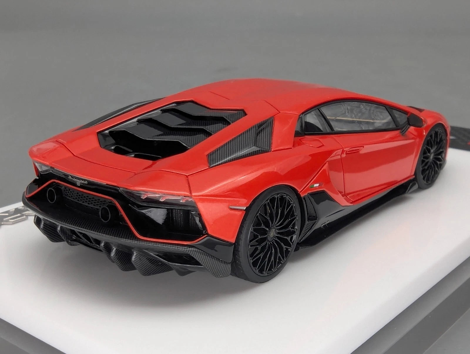 Eidolon Make Up 1:43 Lamborghini Aventador LP780-4 Ultimae 2021 01/60 mit OVP