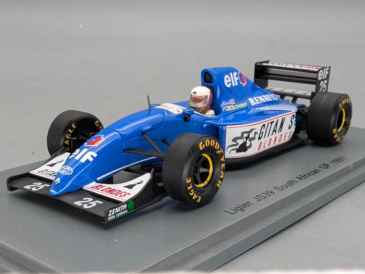 Modellautos 1:43 Spark S3977 Ligier JS39 South African GP 1993 #25 Vitrine