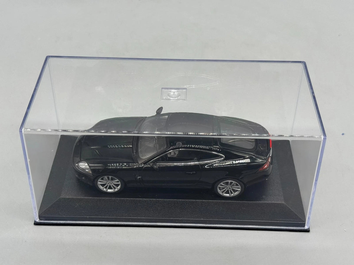 Modellautos 1:43 Minichamps Jaguar XK Coupe mit OVP