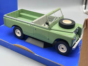 Modellautos 1:18 MCG Modelcar Group 18093 Land Rover 109 Pick up Series II OVP