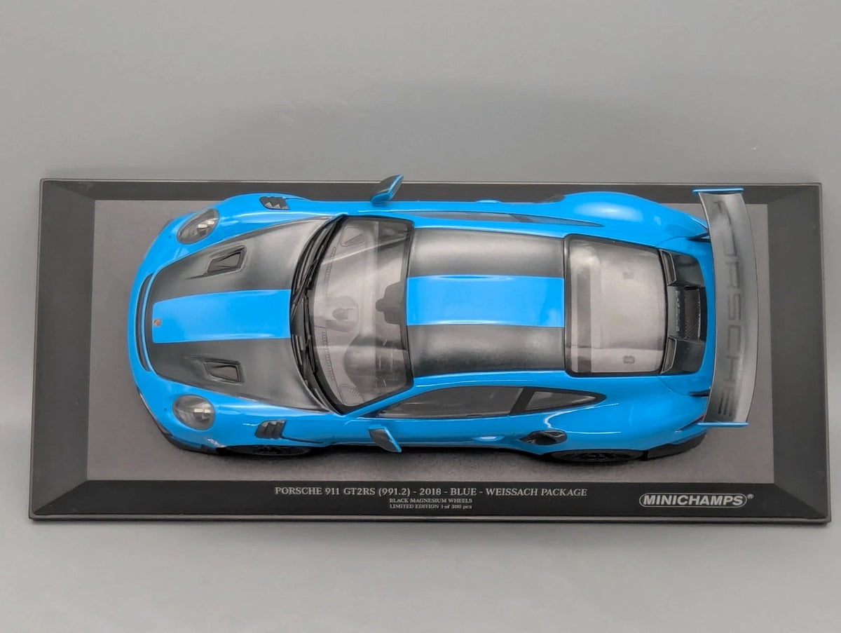 Modellautos 1:18 Minichamps Porsche 911 GT2RS 991.2 2018 Blue Weissach mit OVP