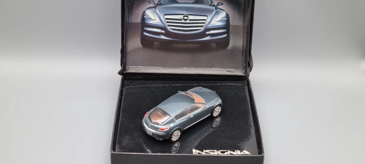 Modellautos 1:43 Norev Opel Insignia Dealer OVP #2