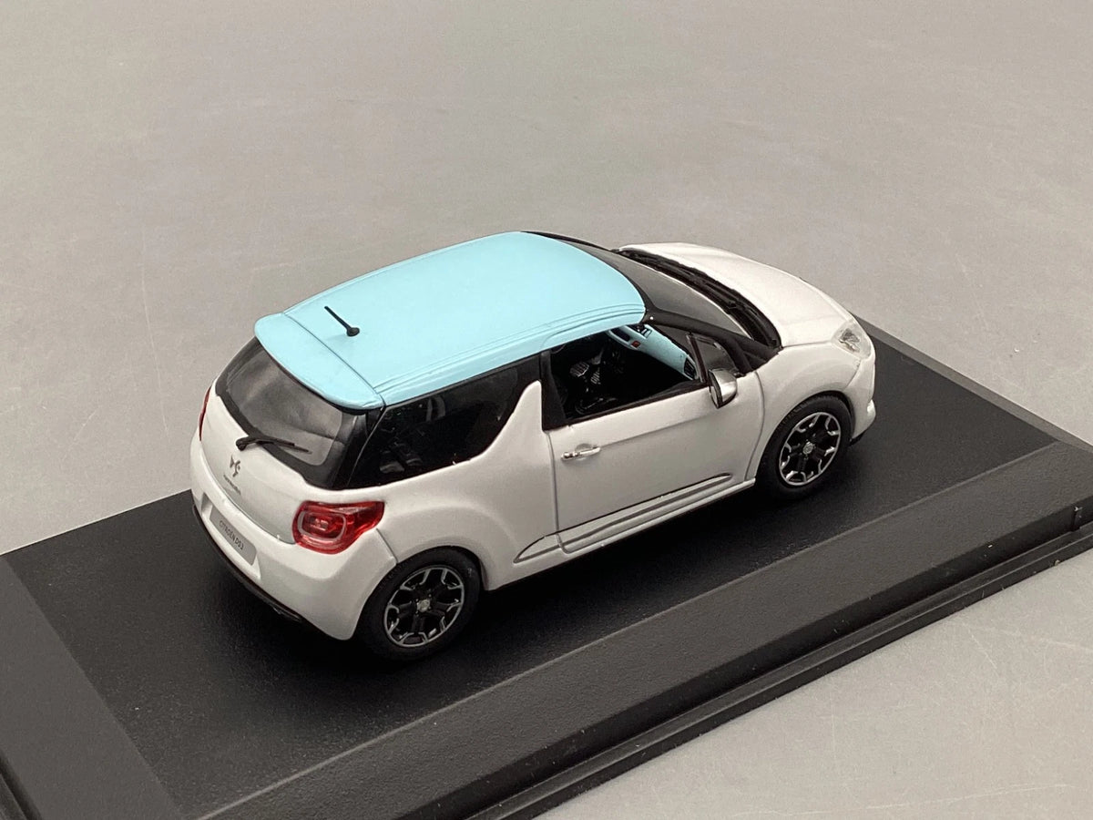 Modellautos 1:43 Norev Citroen DS 3 2010 mit OVP