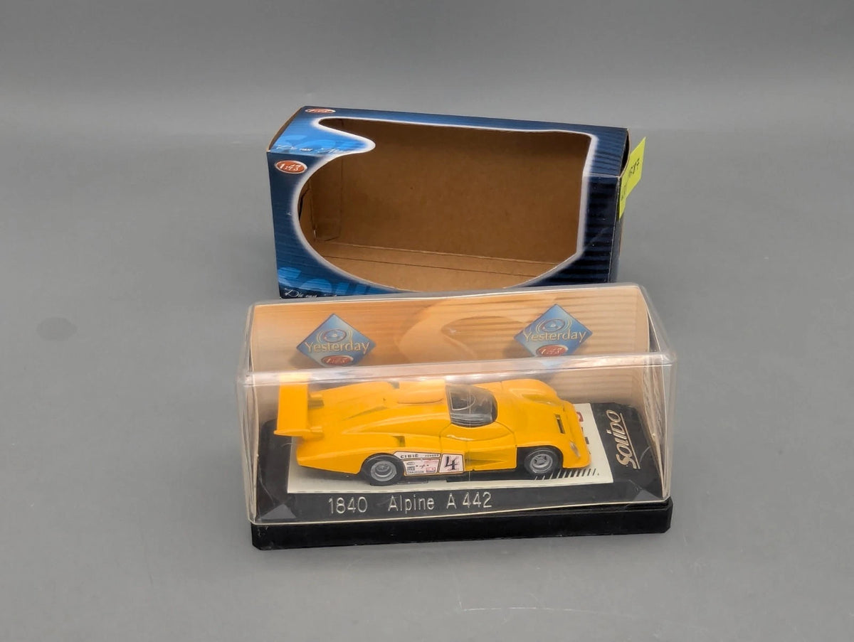 Modellautos 1:43 Solido Yesterday 1840 Alpine A 442 #3 Gelb mit Decals und  OVP