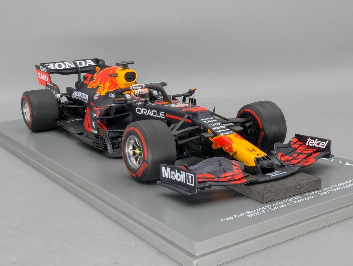 Modellautos 1:18 Spark Honda Red Bull RB16B WINNER Abu D 2021 #33 Verstappen OVP