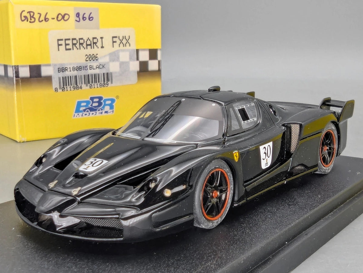 Modellautos 1:43 BBR Ferrari FXX  2006 Black #30 M. Schumacher mit Vitrine + OVP
