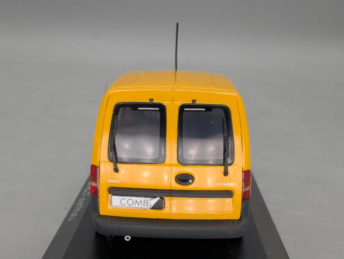 Modellautos 1:43 Minichamps Opel Combo gelb mit Dealer OVP