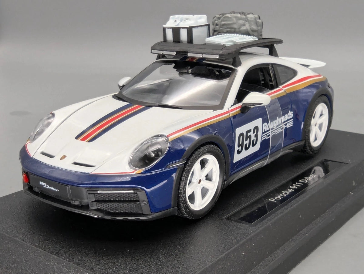 Modellautos 1:24 Bburago Porsche 911 Dakar mit Dealer OVP