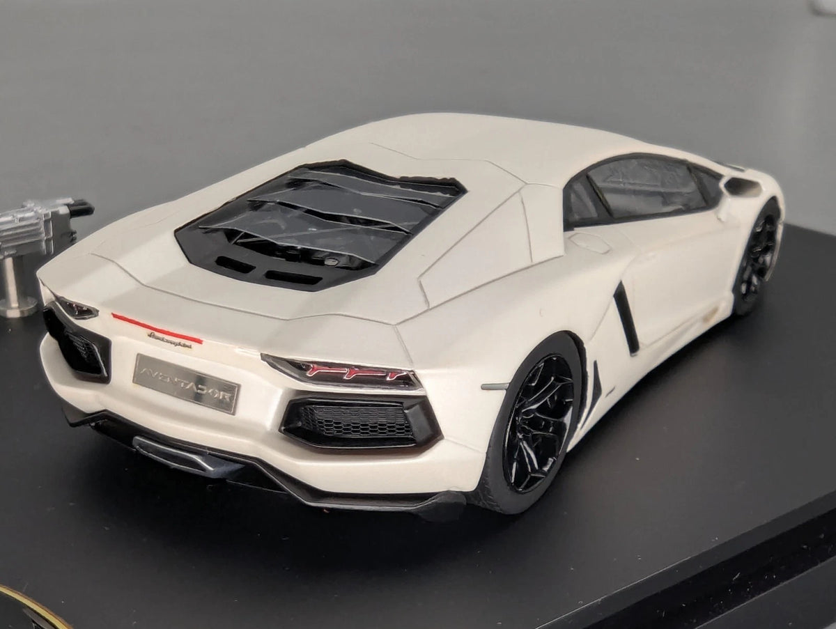 Eidolon Make Up 1:43 Lamborghini Aventador LP700-4 2011 Engine Set Matt Weiß OVP