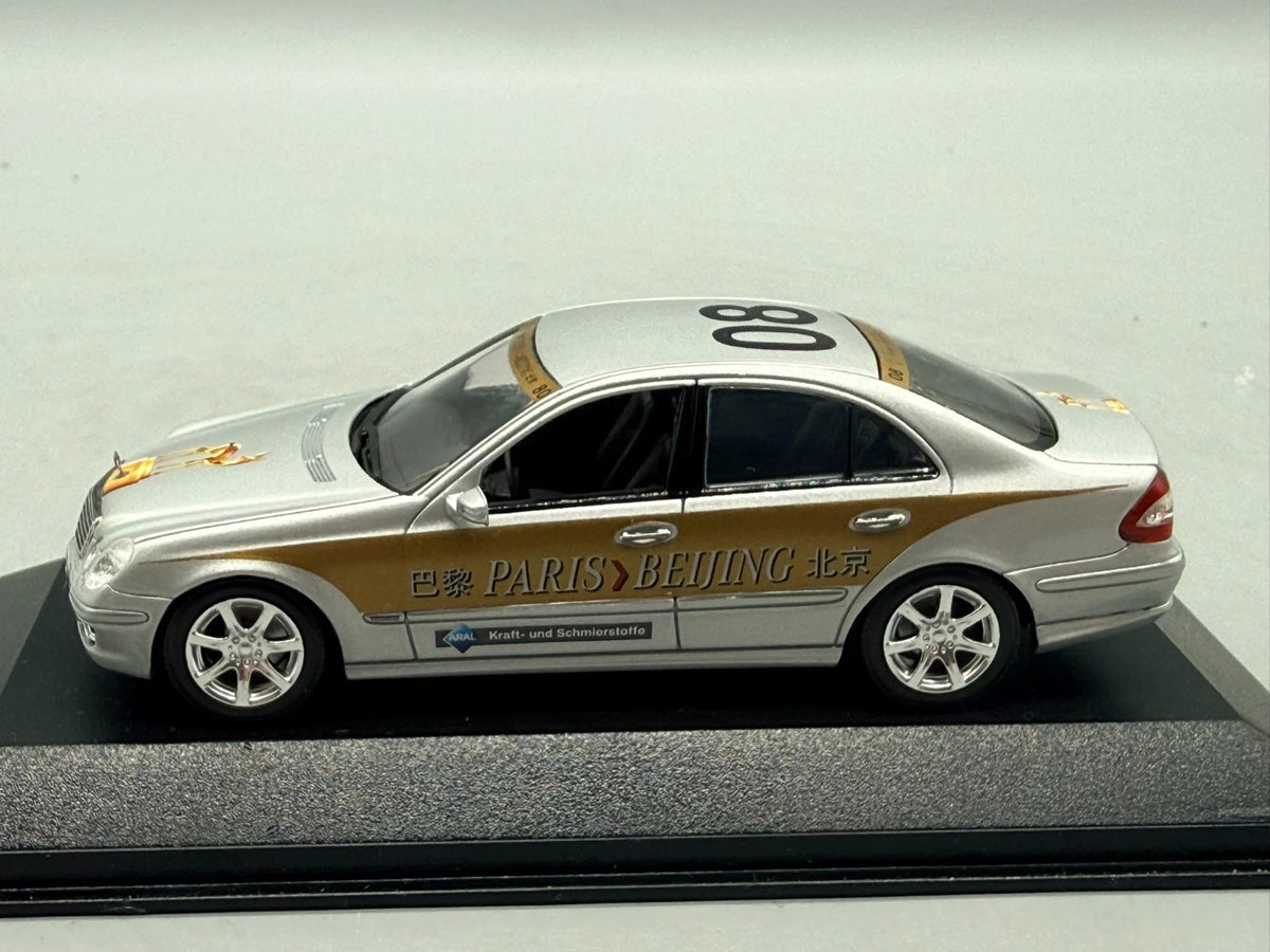 Modellautos 1:43 Minichamps Mercedes-Benz E-Klasse Rally Paris–Peking +Umkarton