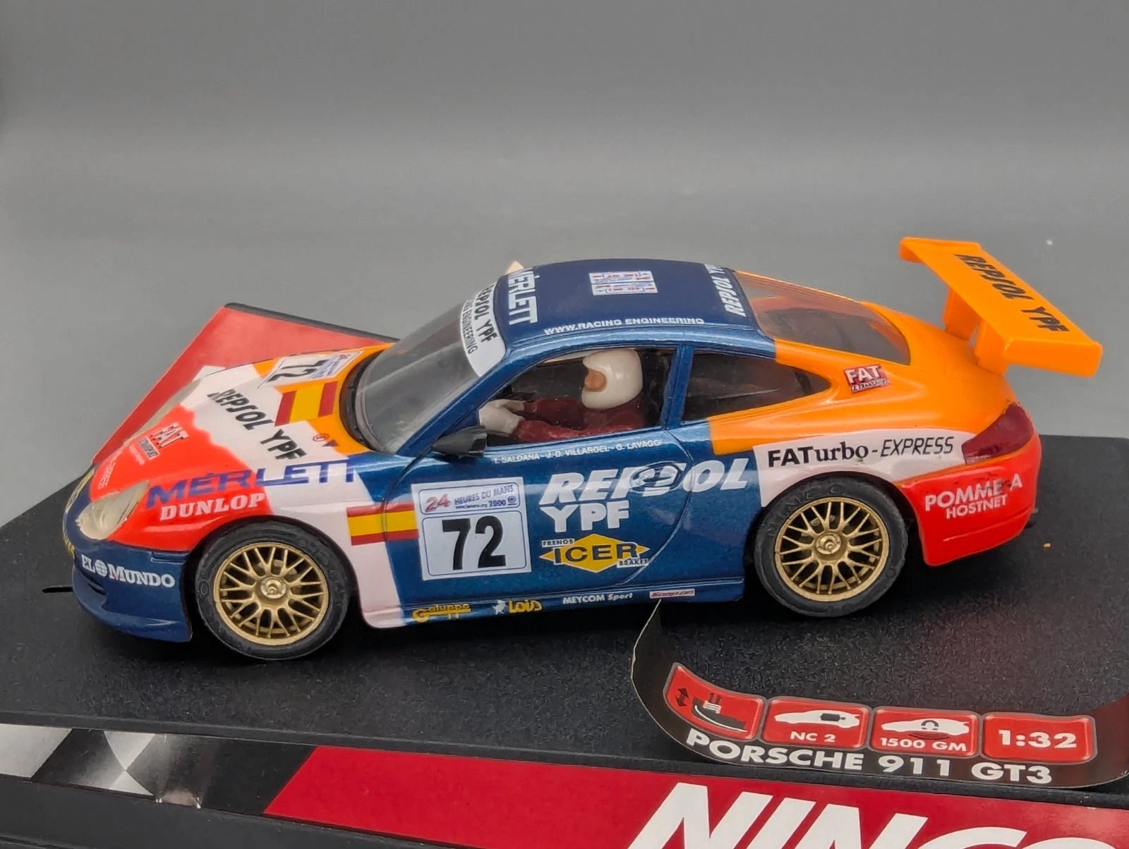 Modellautos Slotcar 1:32 Ninco 50240 Porsche 911 GT3 R Repsol #72 mit OVP