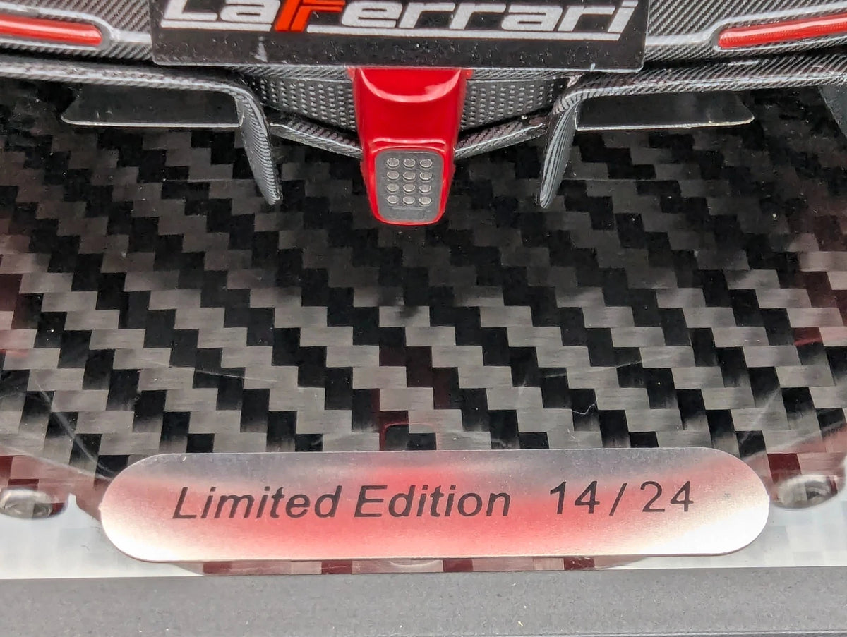 Modellautos 1:18 BBR Ferrari LaFerrari Met. F2008 Red Ltd 14/24 OVP