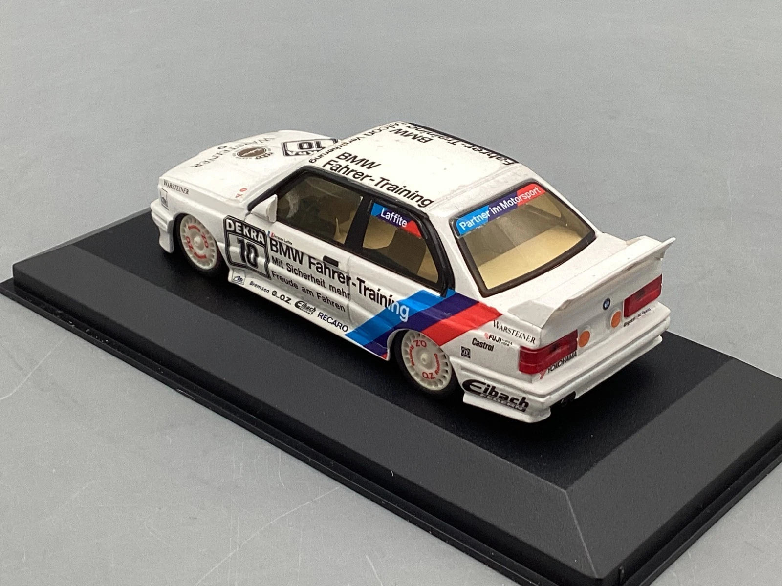 Modellautos 1:43 Minichamps BMW M3 E30 Sport DTM 1990 Laffite #10 mit OVP