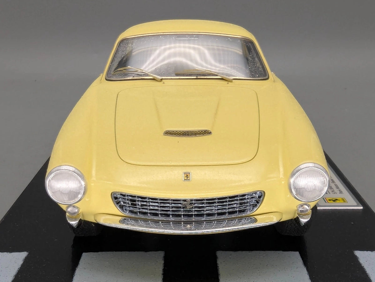 Modellautos 1:18 BBR Ferrari 250 GT Lusso Rain Version Ltd 04/10 Gelb mit OVP