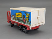Modellautos 1:100 Majorette 214 Saviem Container + Original Majorette Vitrine
