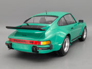 Modellautos 1:12 Minichamps Porsche 911 Turbo 1977 Grün mit OVP