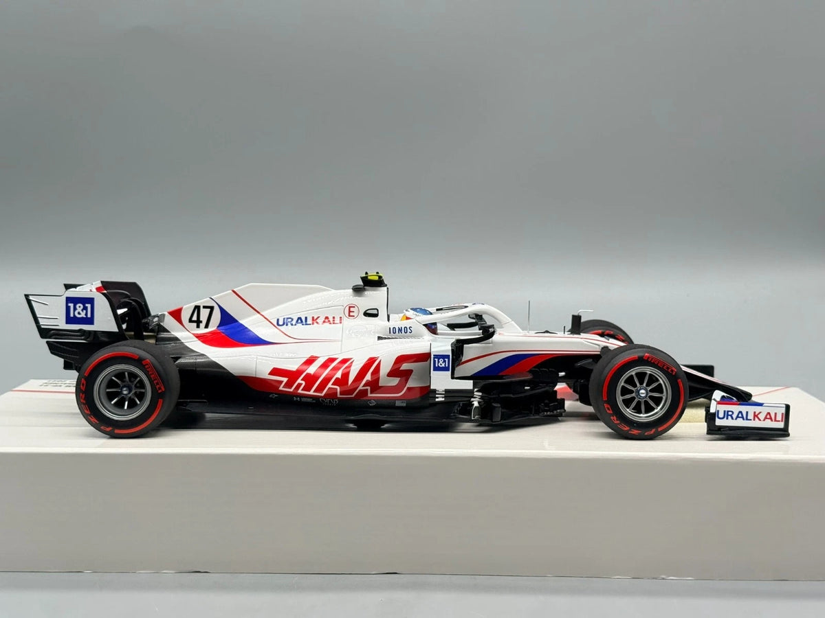 Modellautos 1:18 Minichamps Uralkali Haas F1 Team VF-21 M.Schuhmacher mit OVP