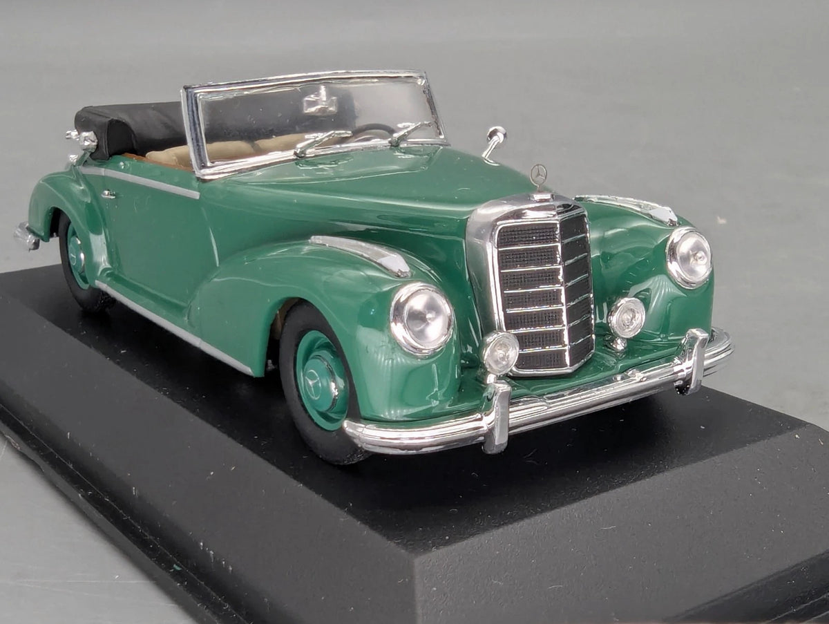 Modellautos 1:43 Minichamps Mercedes Benz 300 S Cabrio Softtop Offen Grün OVP